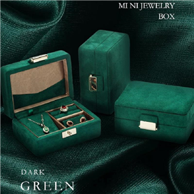 Green Color Velvet Wrapped Traveling Jewelry Box